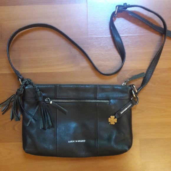 Lucky Brand Handbags - Lucky Brand leather shoulder bad